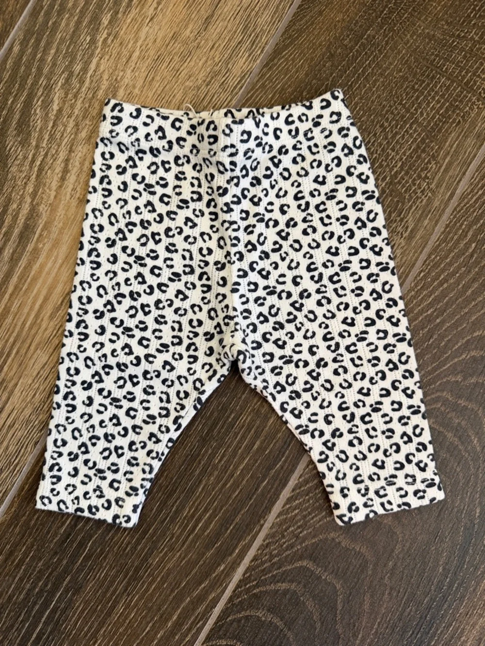 Piupiuchick Newborn Girls' Organic Ruffle Shirt/ Leggings Ecru Leopard Print